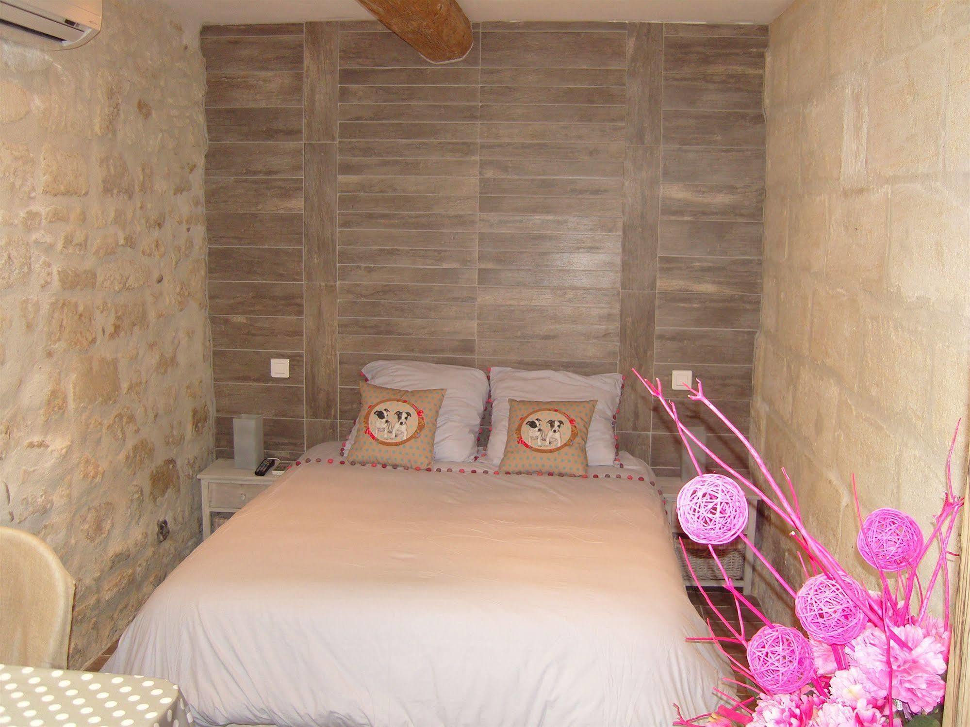 Mas Guiraud, Le Coquet Bed & Breakfast Beaucaire  Dış mekan fotoğraf